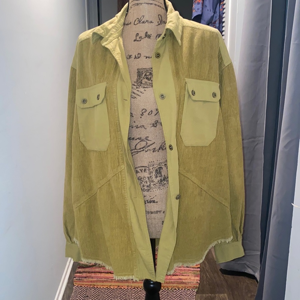 Thread and supply green shacket